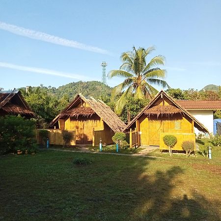Koh Mook Oyoy Reggaebar Bungalow Ko Mook Exterior foto