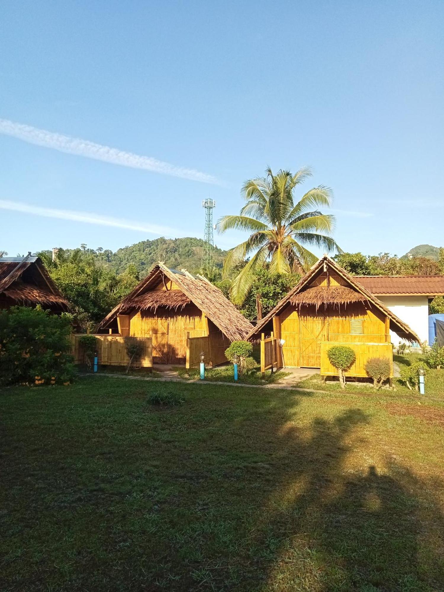 Koh Mook Oyoy Reggaebar Bungalow Ko Mook Exterior foto